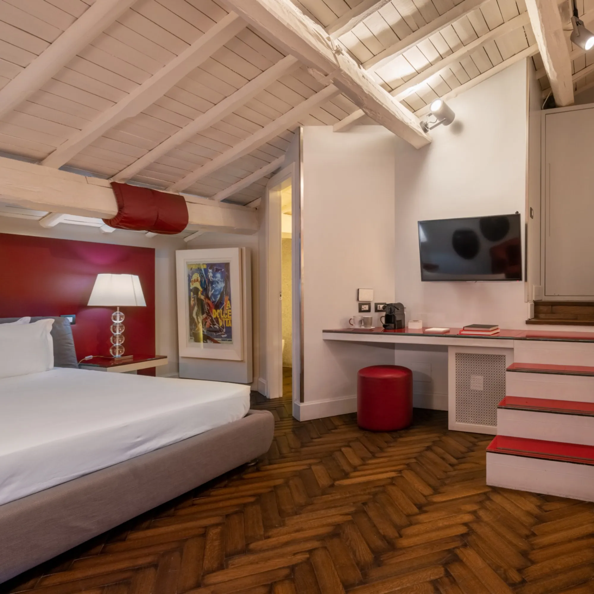 BDB-Rooms-Margutta-Roma-Junior-Suite-con-Terrazza-3-quadrata