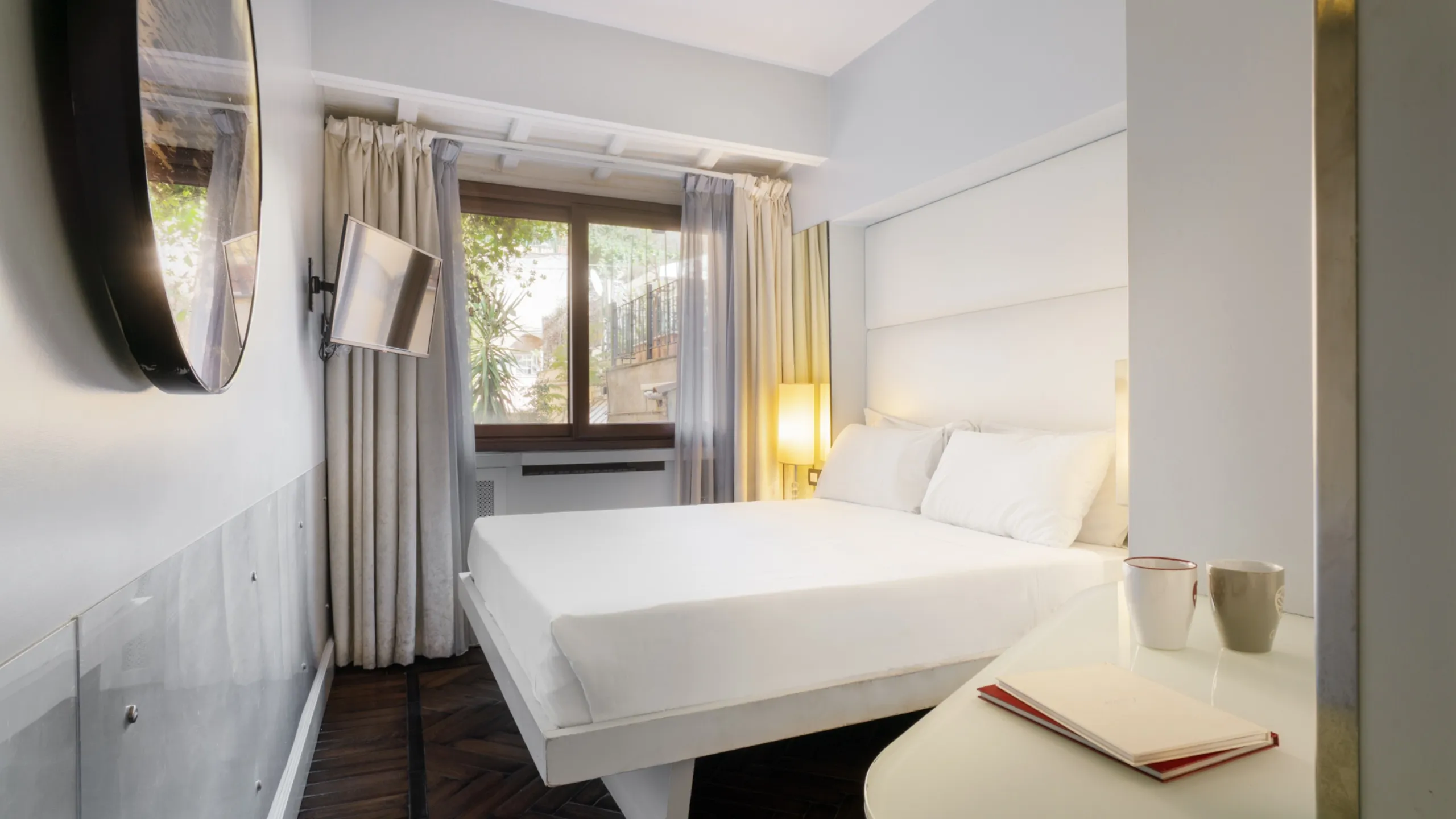 BDB-Rooms-Margutta-Roma-Matrimoniale-Superior-1-orizzontale